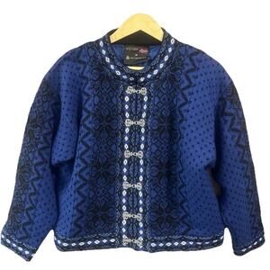 Windfjord Wool Sweater Womens Medium Lined Blue Nordic Fair Isle Classic Clasp